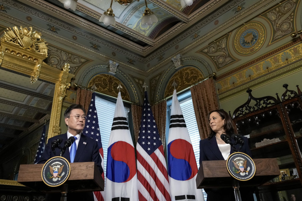 U.S. Vice President Kamala Harris and Korean President Moon Jae-in (Photo by Drew Angerer/Getty Images)