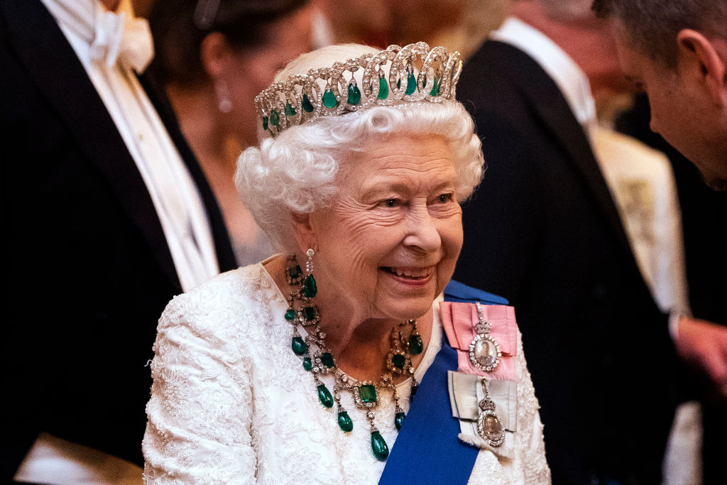 Podcast: Two Americans and a Brit mourn the Queen