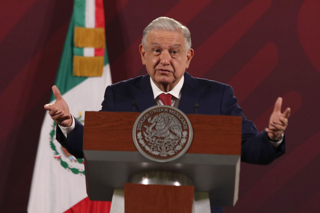 NextImg:AMLO sides with the cartels