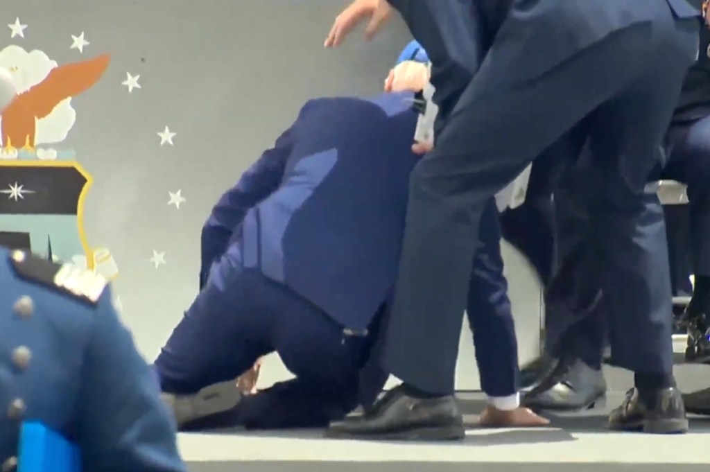 Watch Biden Falls Over Again At Air Force Graduation The Spectator World 4517