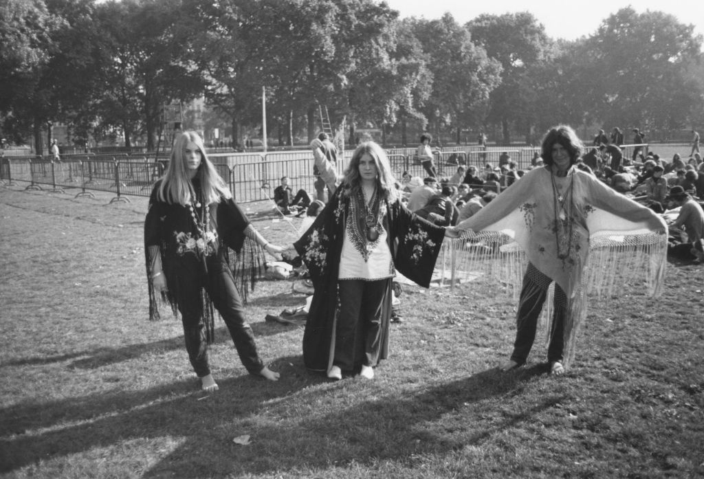 Should I join a free-love Marxist commune?