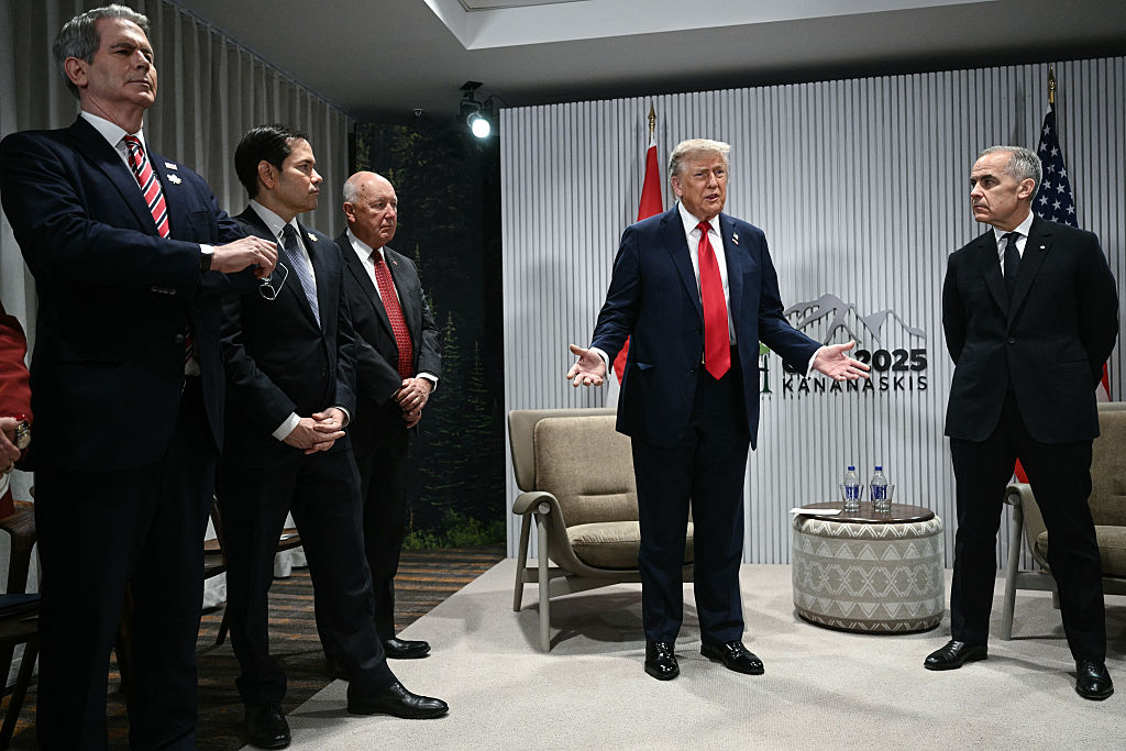 Trump and Carney G7 (Getty)