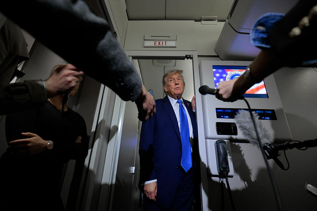 Who is Trump listening to on Iran?